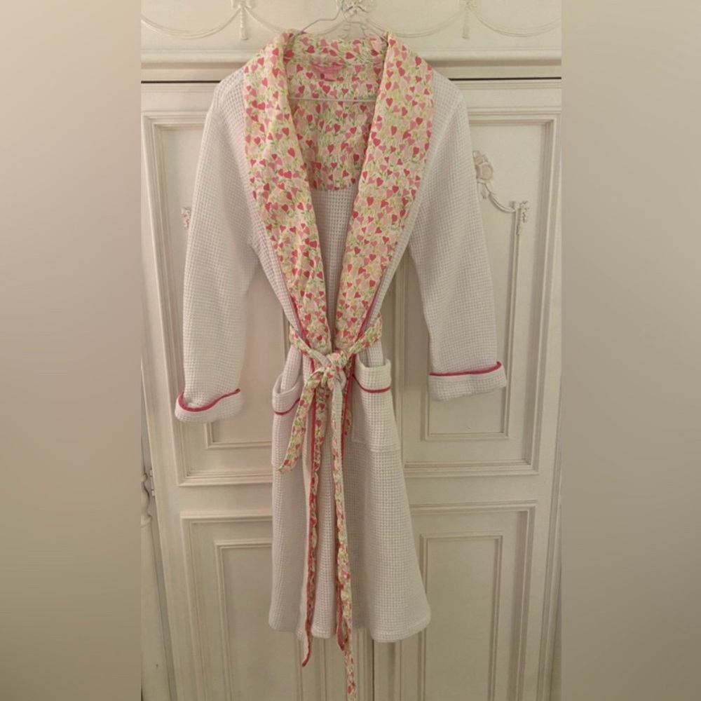 Lilly Pulitzer waffle white robe with hearts s/m